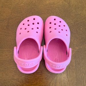 Crocs | toddler size 6 | pink